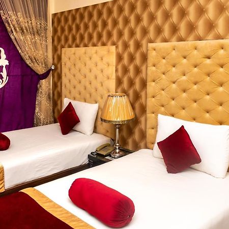 Rose Palace Hotel, Garden Town Lahore Esterno foto