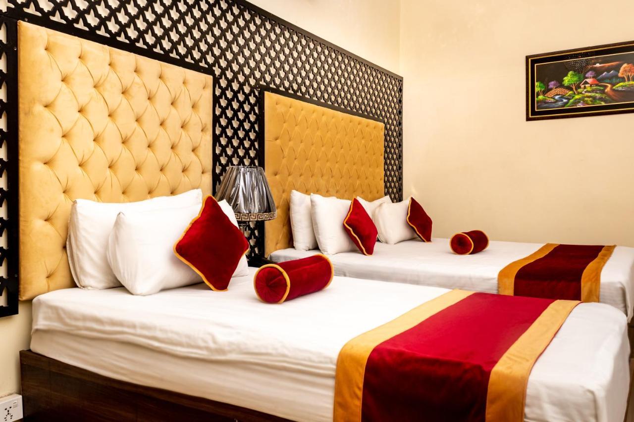 Rose Palace Hotel, Garden Town Lahore Esterno foto