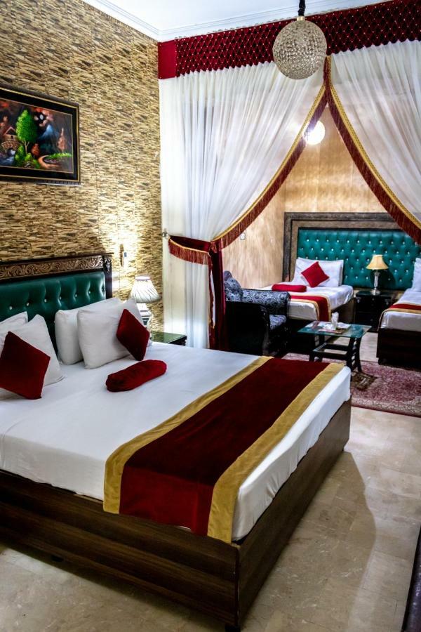 Rose Palace Hotel, Garden Town Lahore Esterno foto